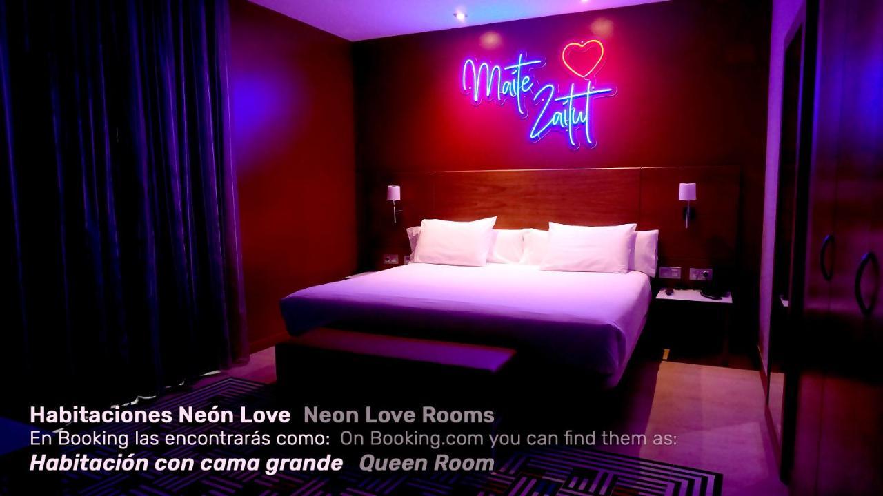 Spirit Hotel Gran Bilbao Exterior photo Neon Love Rooms