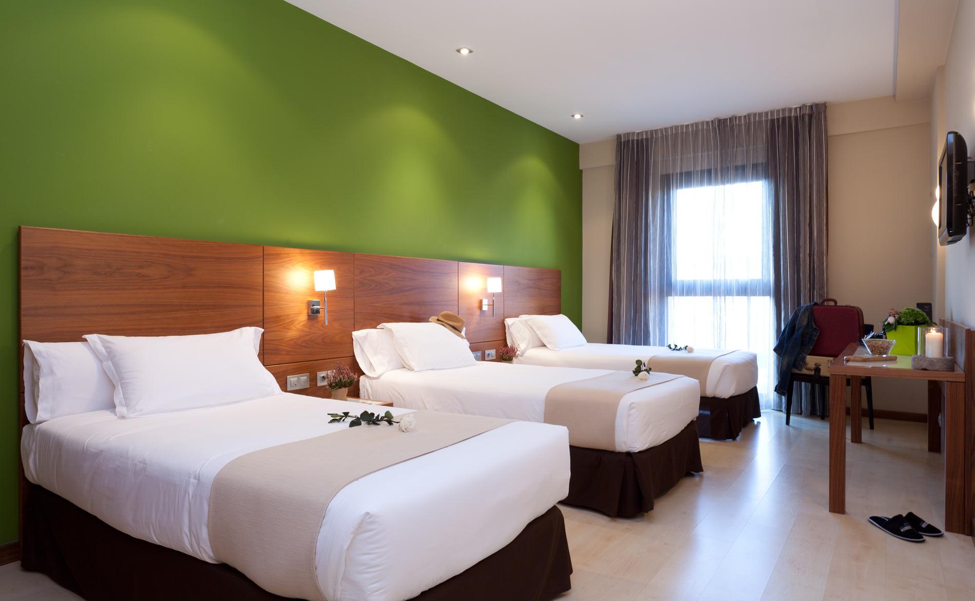Spirit Hotel Gran Bilbao Exterior photo Room at a hotel in Madrid, Spain.