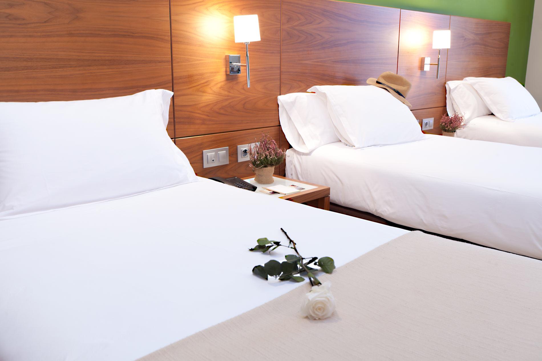 Spirit Hotel Gran Bilbao Exterior photo Room at a hotel