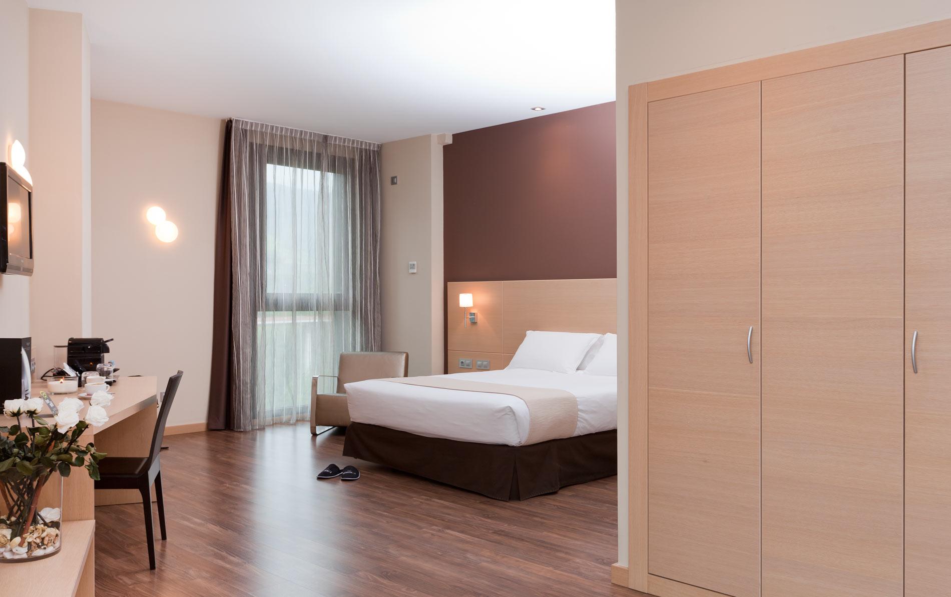 Spirit Hotel Gran Bilbao Exterior photo Room at the hotel
