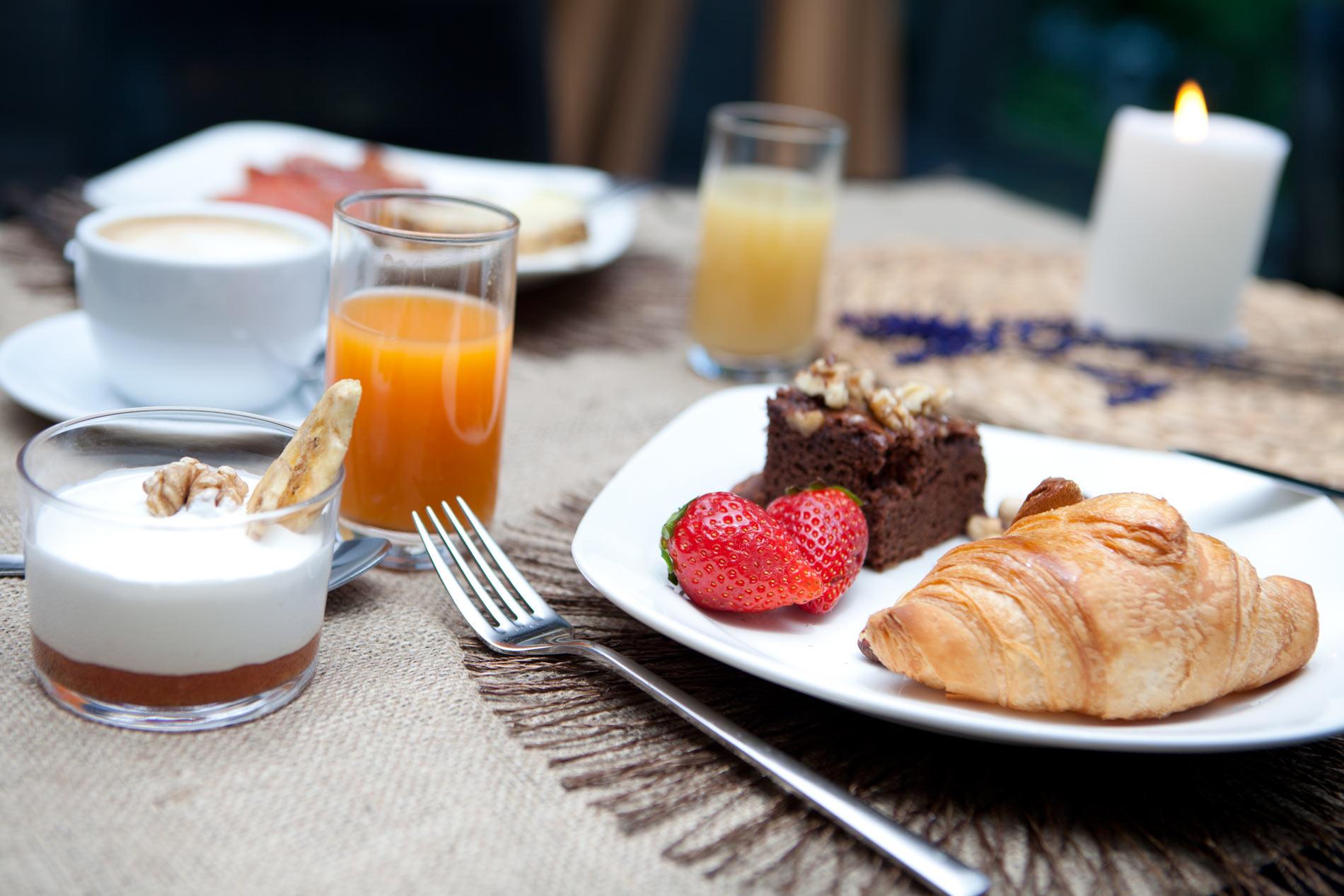 Spirit Hotel Gran Bilbao Exterior photo Breakfast